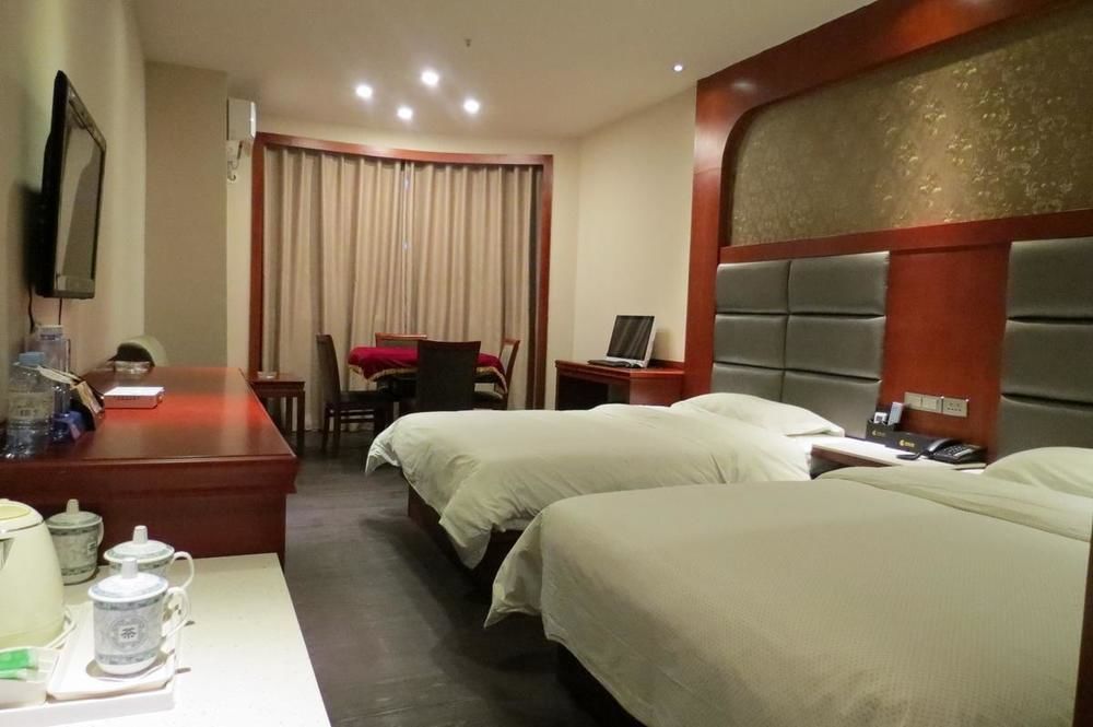 Longwang Business Hotel Liucsou Kültér fotó