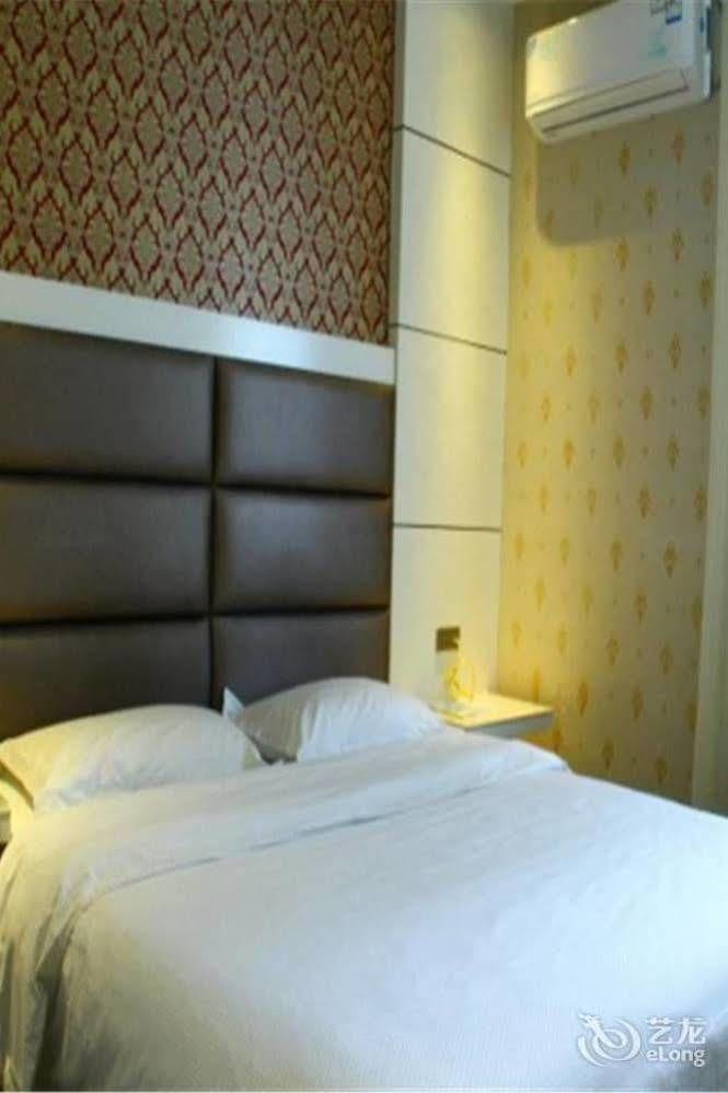 Longwang Business Hotel Liucsou Kültér fotó